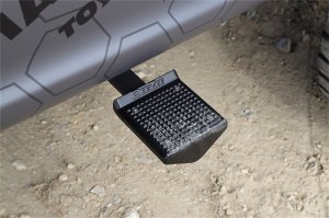 Dodge Ram Side Box Step - Driver's Side - Dee Zee - Cast Aluminum + Slip-Resistant Raised Nodules - Black - `19-`23